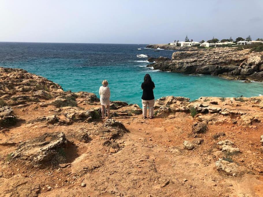 La Calma Espectacular Villa Con Jardin Y Piscina En Menorca サルガール エクステリア 写真