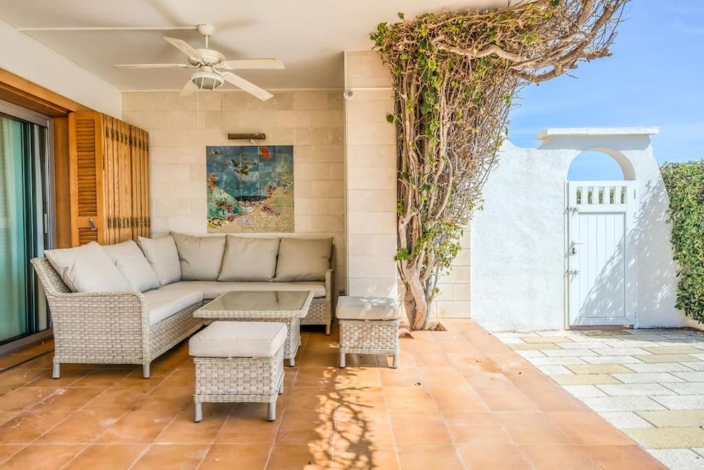 La Calma Espectacular Villa Con Jardin Y Piscina En Menorca サルガール エクステリア 写真